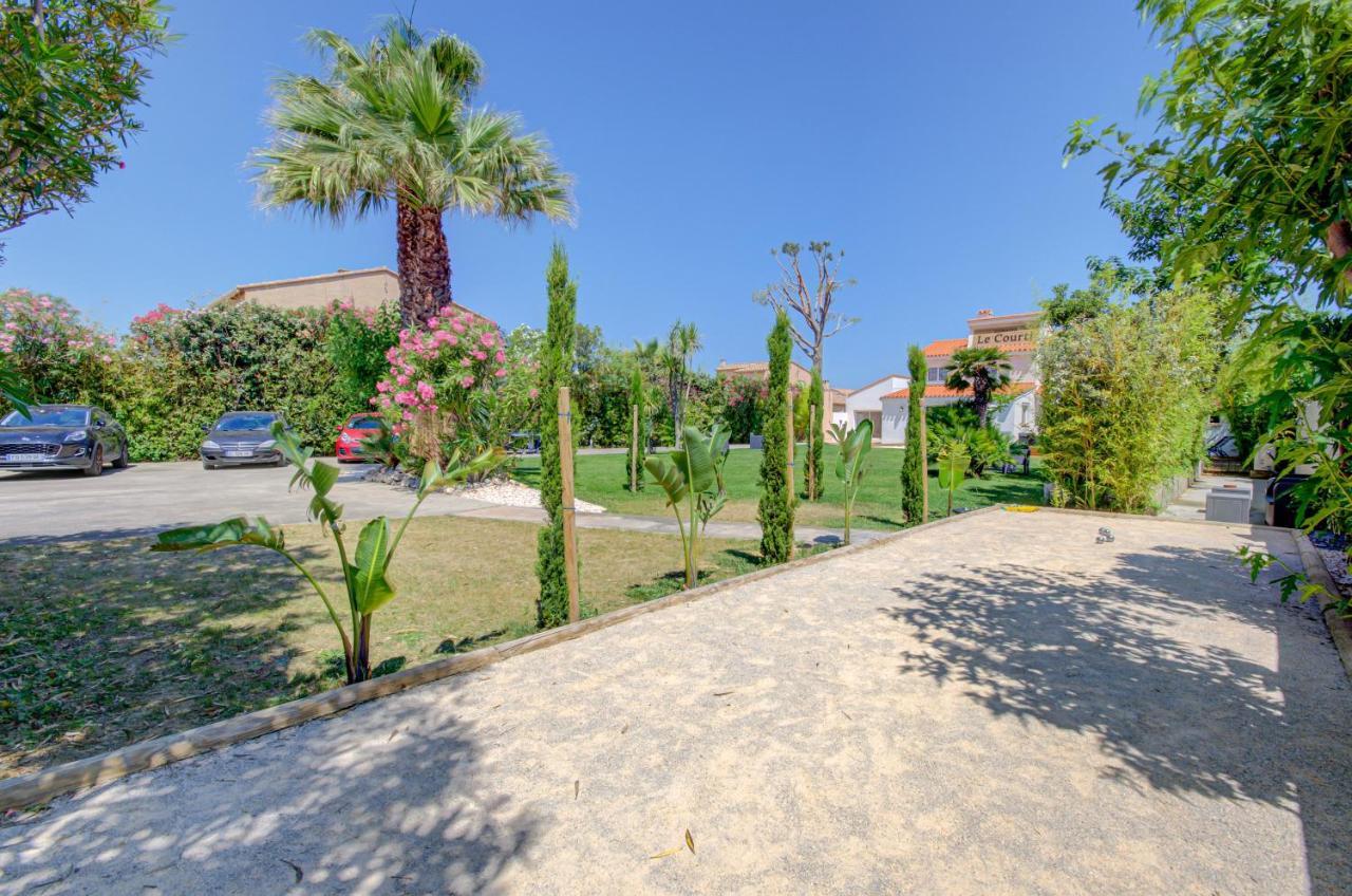 Hotel Domaine Le Courti à Le Barcarès Extérieur photo