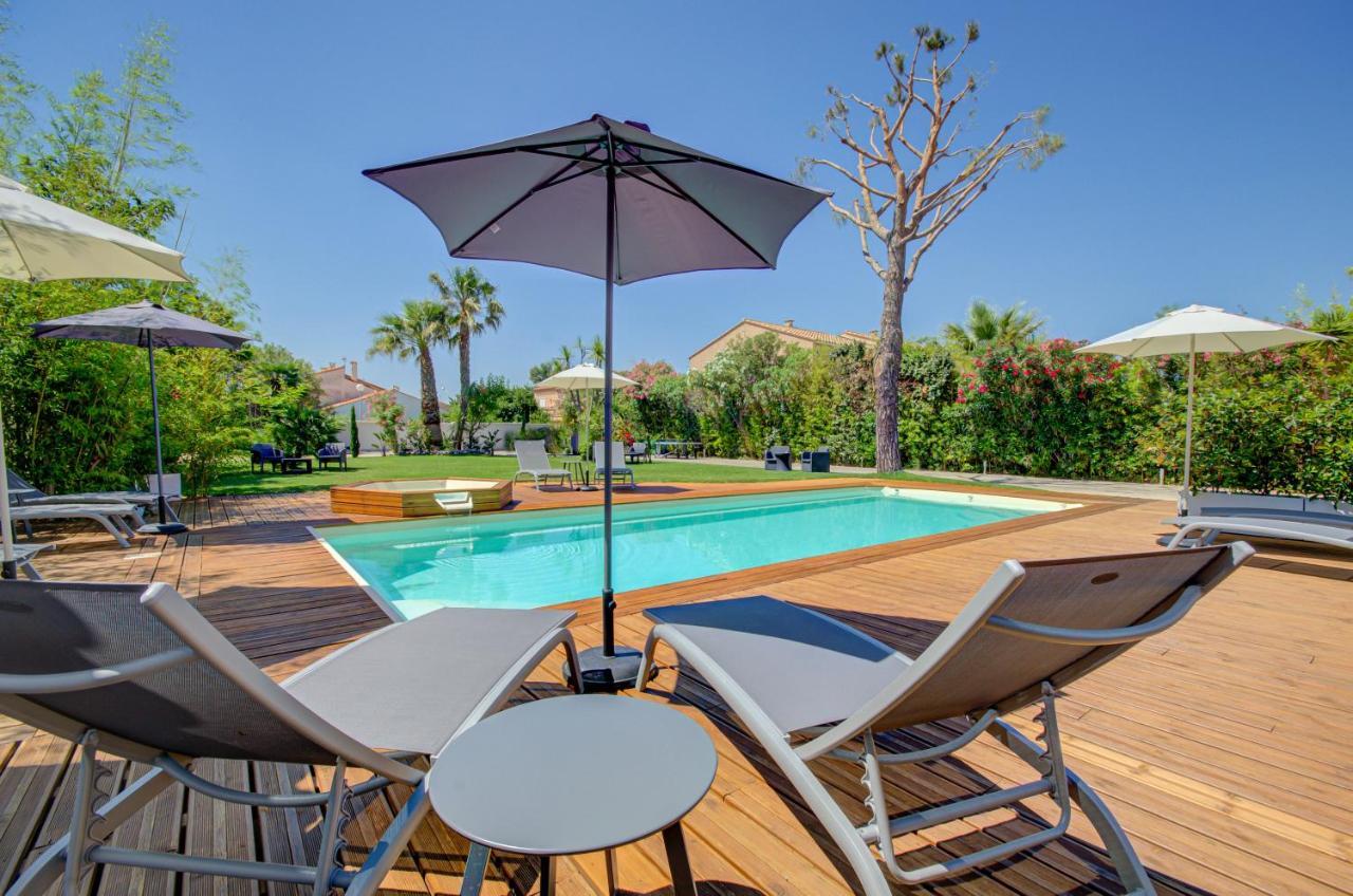 Hotel Domaine Le Courti à Le Barcarès Extérieur photo