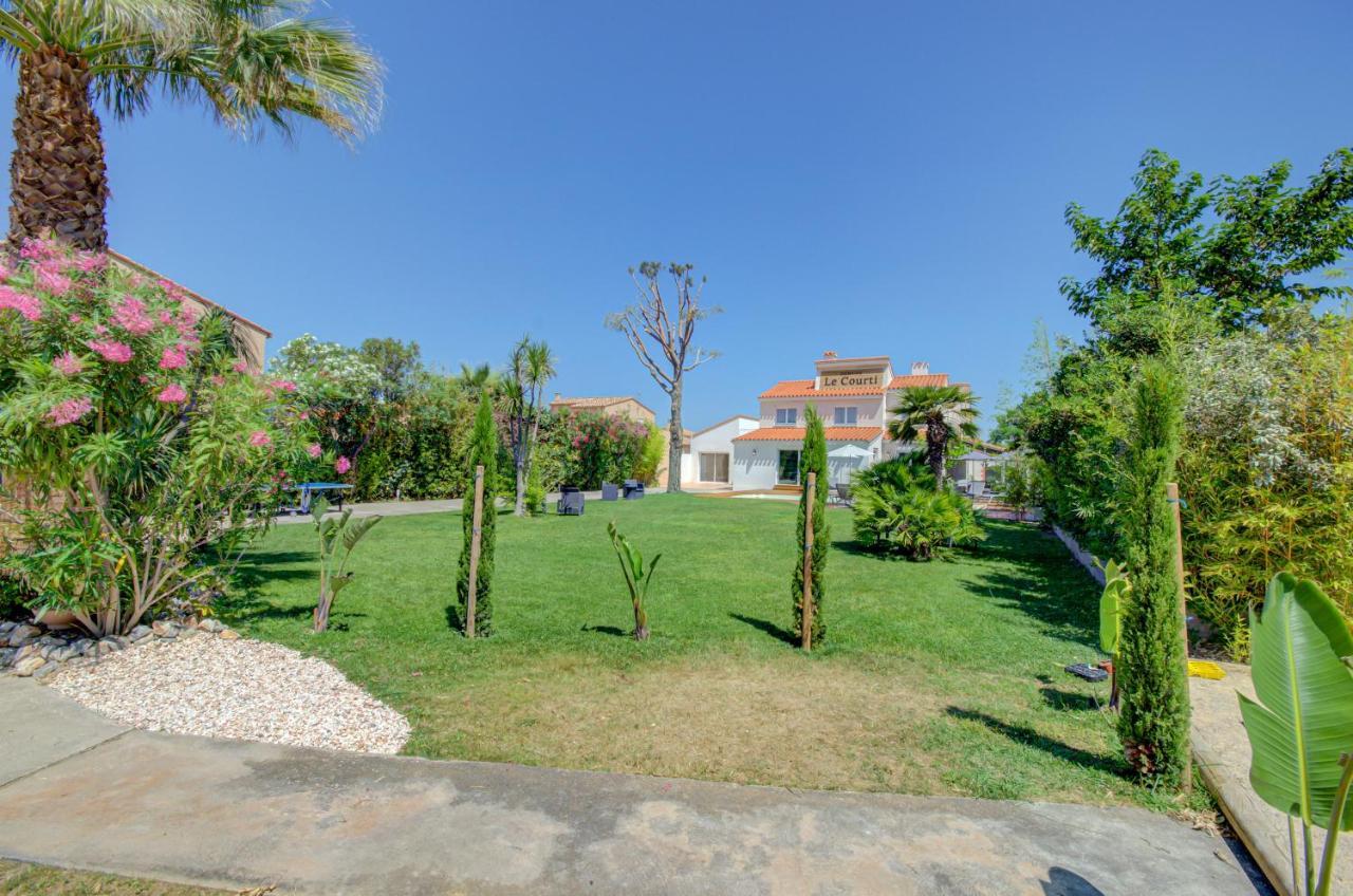Hotel Domaine Le Courti à Le Barcarès Extérieur photo
