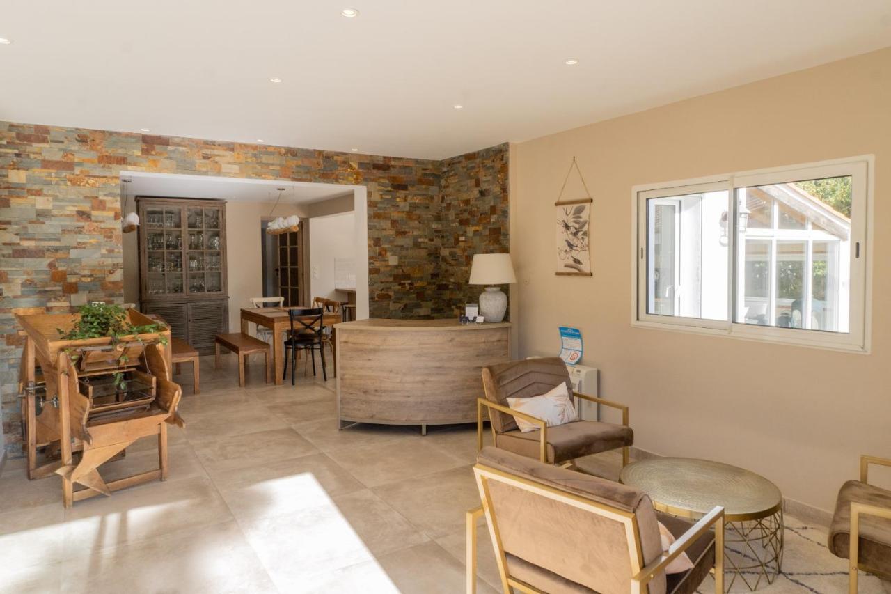 Hotel Domaine Le Courti à Le Barcarès Extérieur photo
